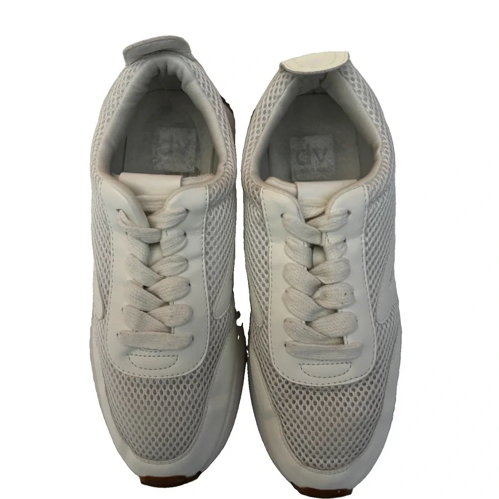 DV Dolce Vita BYNX Lace Up Jogger Sneakers Shoes 7.5 White Mesh Platform Chunky